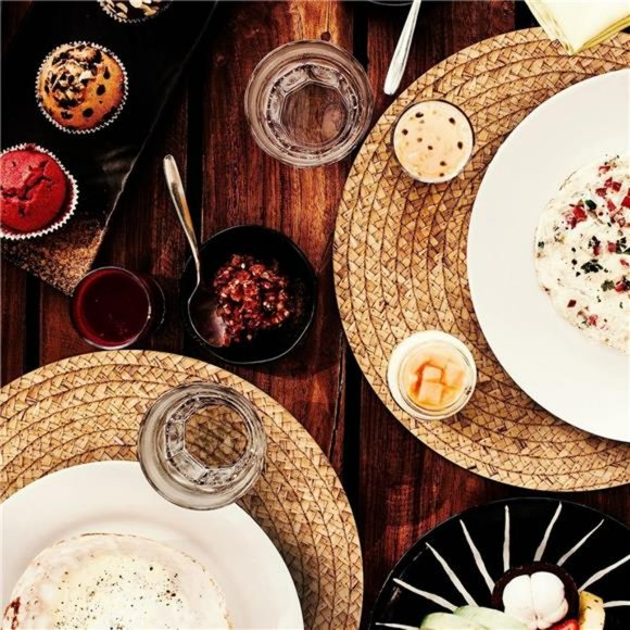 Round Woven Placemats -Set of 6, Straw Braided Rattan Placemats, 13.5 Inches - Picture 4 of 6